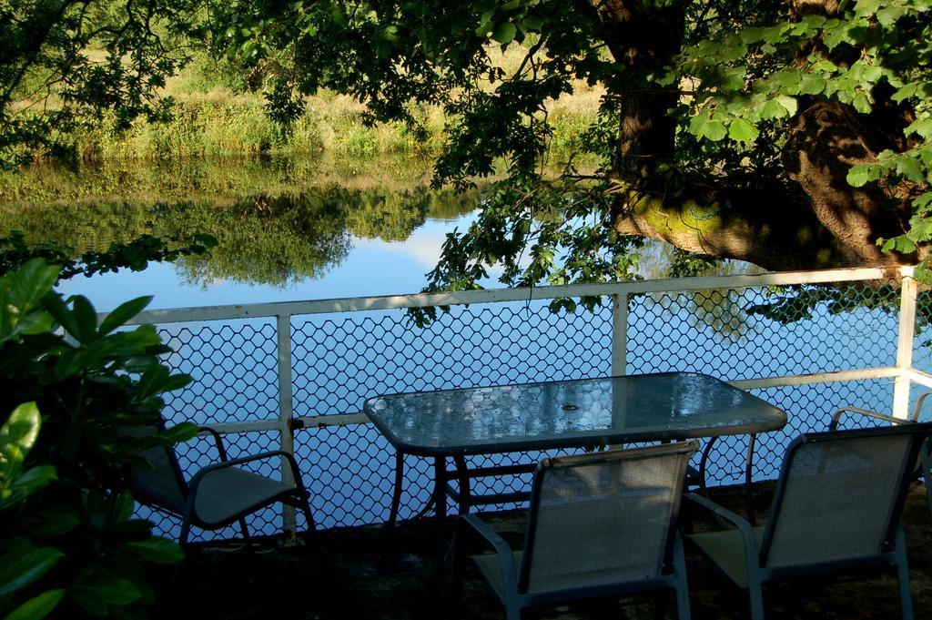 The Grove Lodge Guesthouse 킬러글린 외부 사진