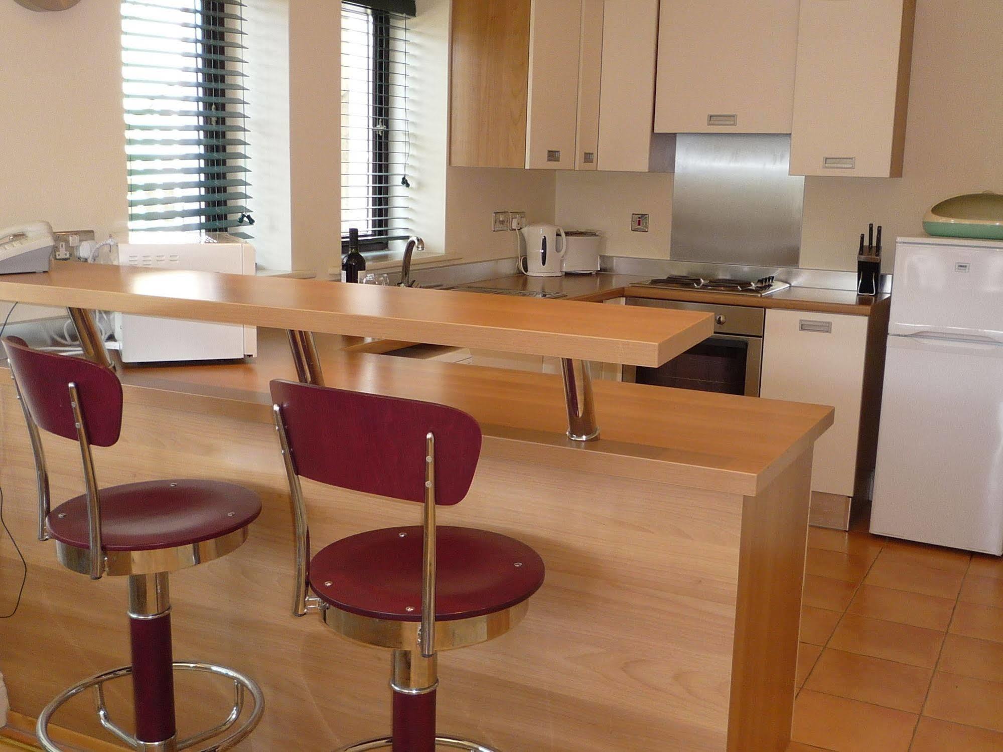 The Grove Lodge Guesthouse 킬러글린 외부 사진